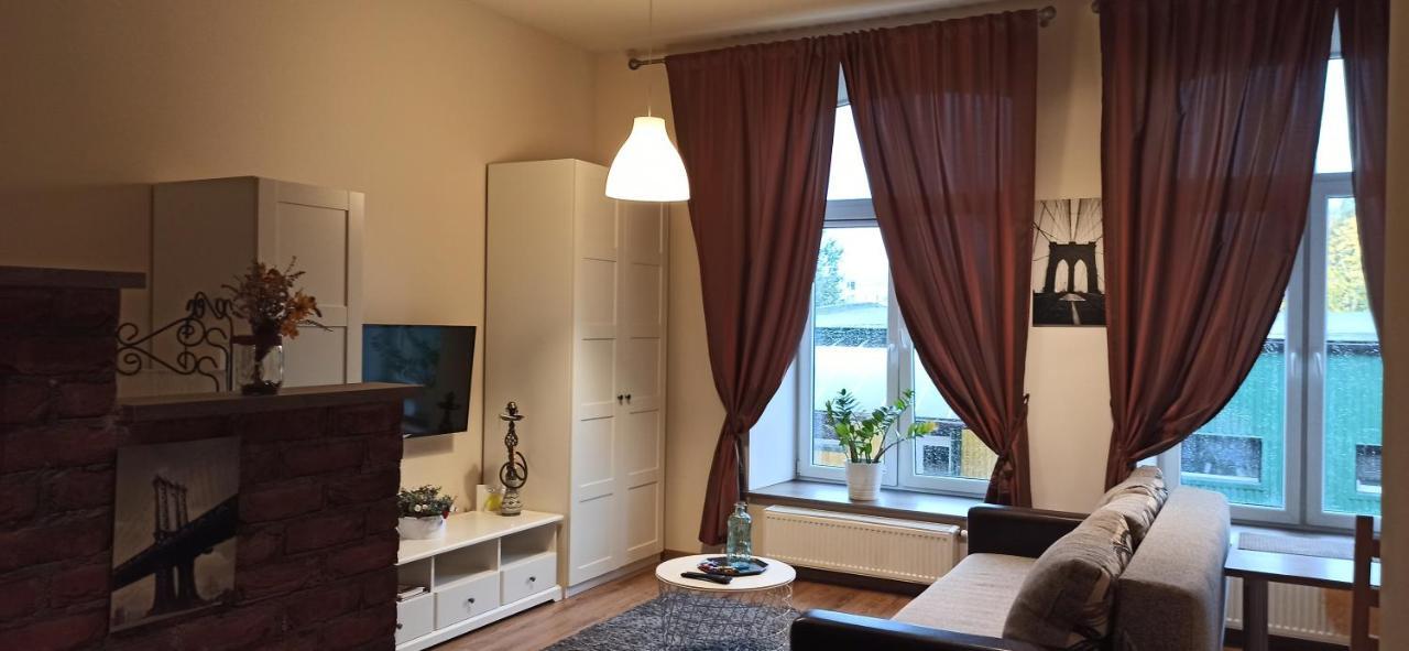Studio Flat In A Historical XIX C. Building. Kaunas Bagian luar foto