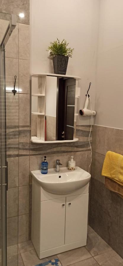 Studio Flat In A Historical XIX C. Building. Kaunas Bagian luar foto